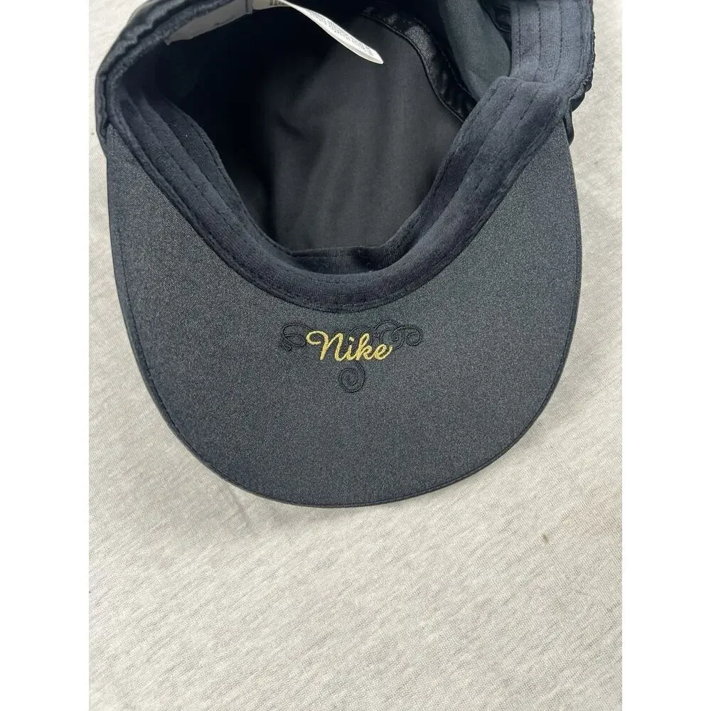 Vintage Nike Women’s Black Hat Adjustable Strap back Velvet Embroidery Detail